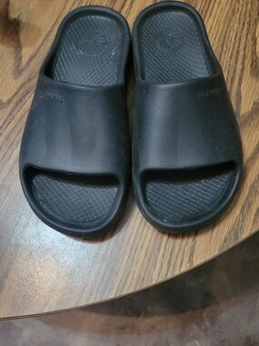 Freewatwrs Cloud 9 Slide Sandals